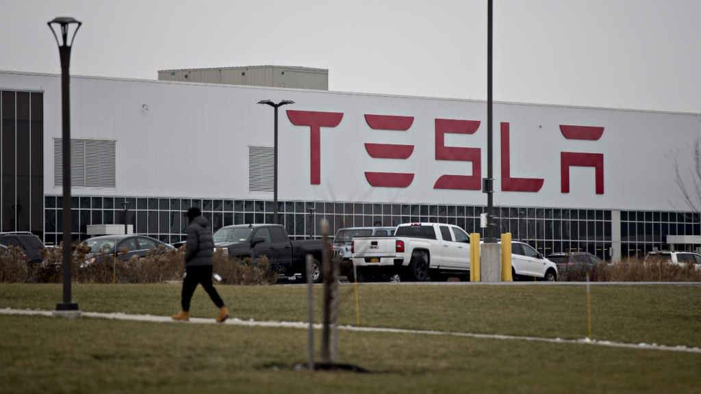 Tesla files plans for proposed .1B Texas solar manufacturing plant Tesla files plans for proposed .1B Texas solar manufacturing plant