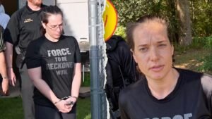 Murder suspect captured following 45-day, 3-state manhunt after victim discovered in shallow grave Murder suspect captured following 45-day, 3-state manhunt after victim discovered in shallow grave