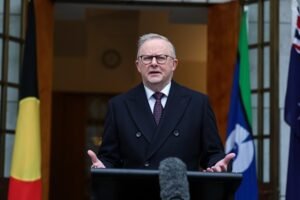 Trump, Anthony Albanese phone call discusses new,12.5 per cent tariff on Australia Trump, Anthony Albanese phone call discusses new,12.5 per cent tariff on Australia