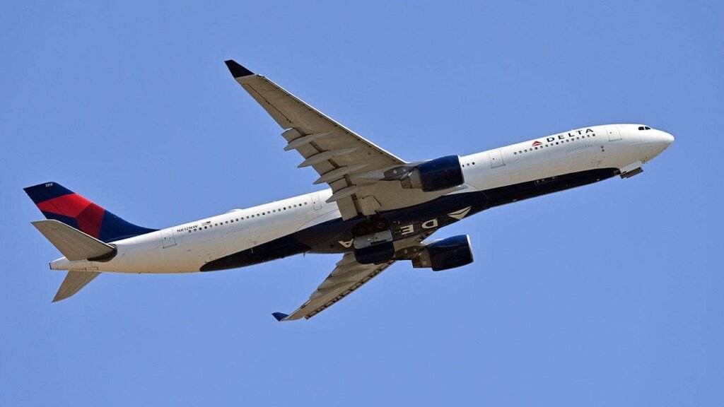 Delta flight diverted twice after lavatory leak floods cabin, leaves passengers stranded for hours Delta flight diverted twice after lavatory leak floods cabin, leaves passengers stranded for hours