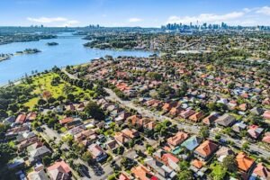 How much the top 1 per cent earn in every suburb revealed
