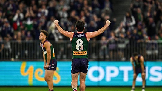 Andrew Brayshaw celebrates Fremantle’s win over the Crows to secure the minor premiership.