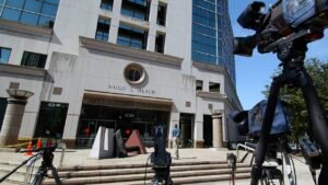 Battle over federal courthouses erupts as GSA warns against giving judiciary more control Battle over federal courthouses erupts as GSA warns against giving judiciary more control