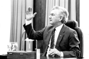 Tony Wright bids farewell to the Parliament House press gallery after more than 30 years