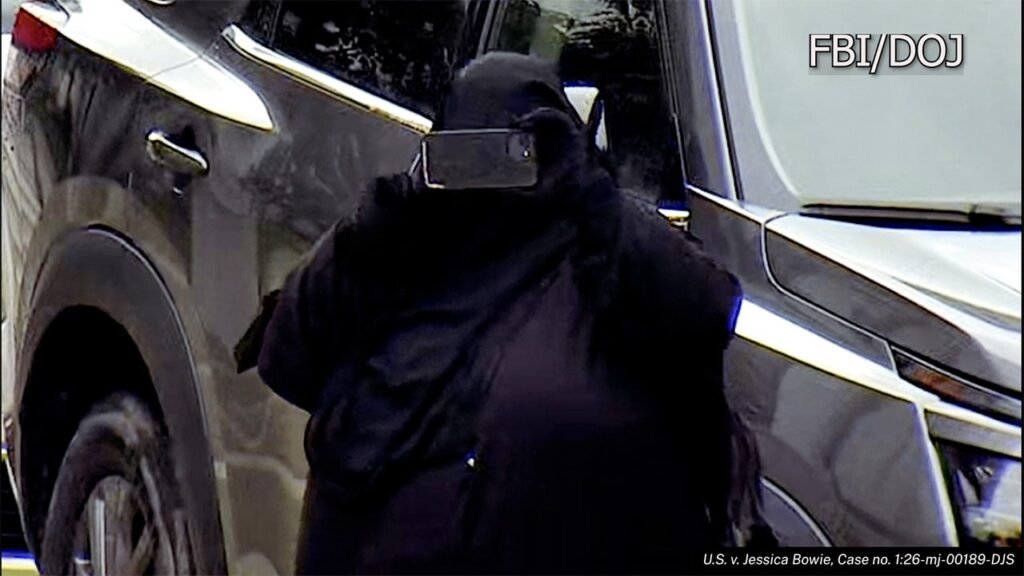 Woman’s alleged ISIS radicalization unfolded online before Capitol bomb plot: court docs