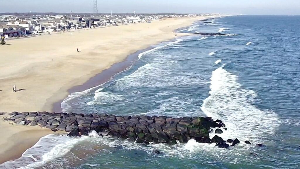 Dangerous debris washes ashore before beachgoer makes another troubling find Dangerous debris washes ashore before beachgoer makes another troubling find