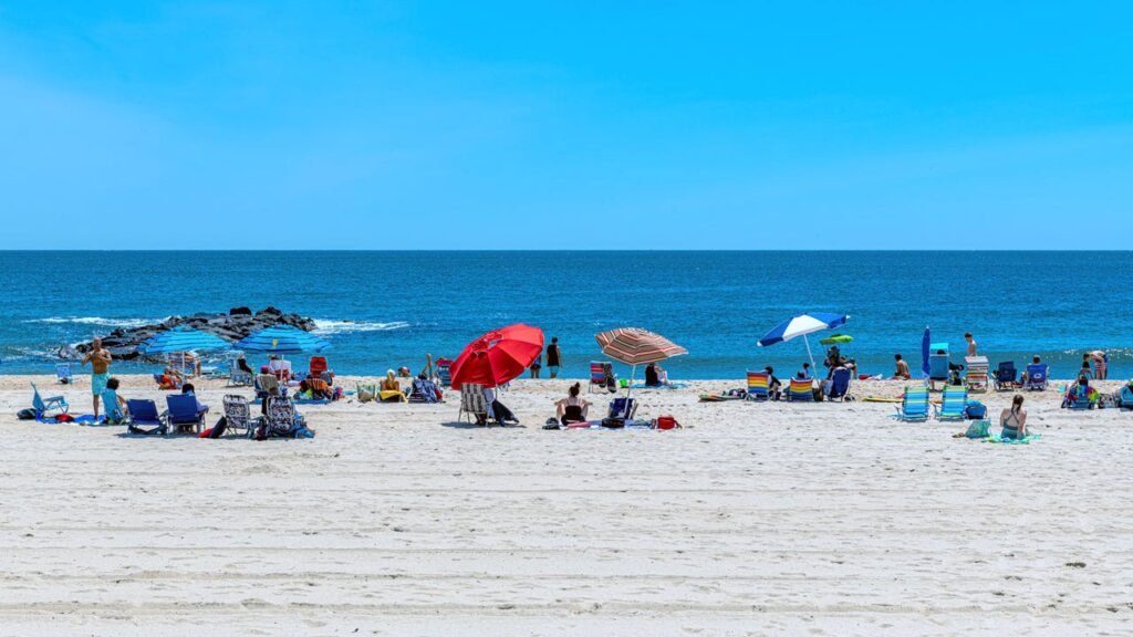 Jersey Shore residents take on Verizon over 5G towers Jersey Shore residents take on Verizon over 5G towers