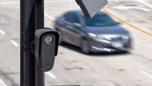 Hawley rips Flock’s sprawling surveillance web as Texas cities cut cameras over privacy and data fears