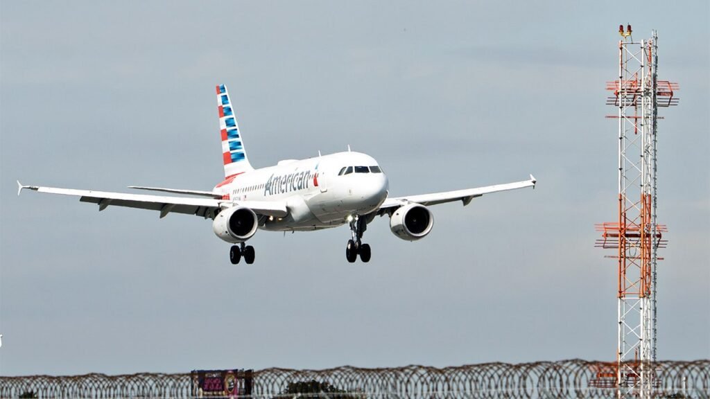 American Airlines flight suffers 2 tire blowouts before takeoff, marking 5th tire report at Chicago O’Hare American Airlines flight suffers 2 tire blowouts before takeoff, marking 5th tire report at Chicago O’Hare