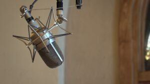 Music industry fends off flood of AI music ‘stealing’ the charts