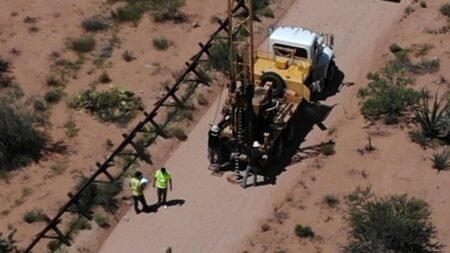 Trump border wall construction kicks off in Arizona amid clash with Native American tribe