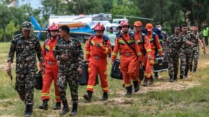 Death toll from mudslides, flooding at Nepal-China border climbs past 670, nearly 3,000 missing Death toll from mudslides, flooding at Nepal-China border climbs past 670, nearly 3,000 missing