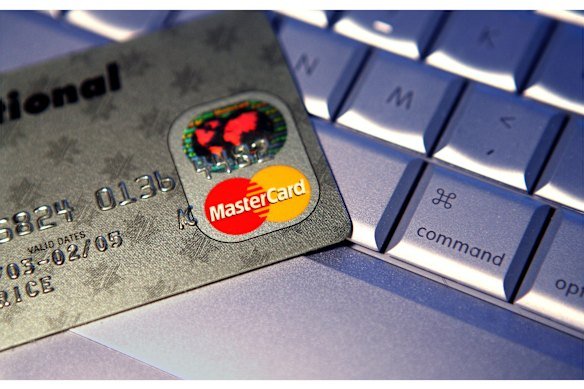 A Mastercard outage impacted customers of multiple banks across Australia on Saturday afternoon.