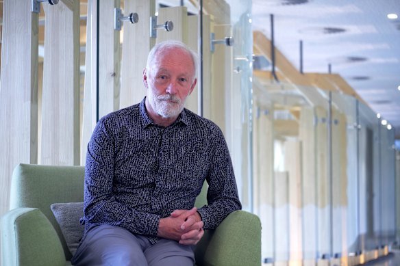 Patrick McGorry has raised his concerns about the youth mental health service with the Mental Health Minister. 