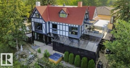 Peter Pocklington’s former mansion on City of Edmonton’s auction list: ‘It’s iconic’ Peter Pocklington’s former mansion on City of Edmonton’s auction list: ‘It’s iconic’