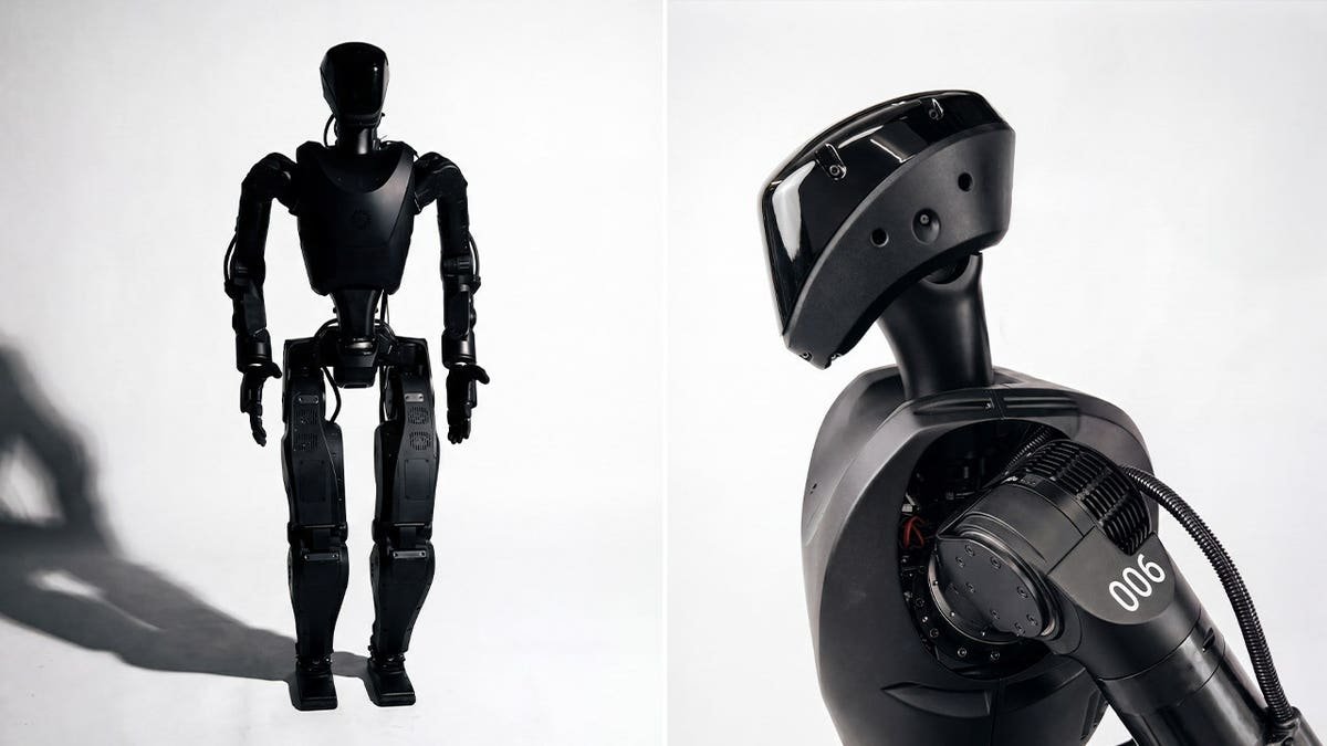 Front and side views of the Phantom robot by Foundation.