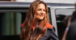 Katie Holmes Wore the Shoe Equivalent of a Chunky Knit Sweater, and We’re Sold — Shop the Look from Katie Holmes Wore the Shoe Equivalent of a Chunky Knit Sweater, and We’re Sold — Shop the Look from