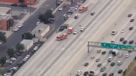 Overturned cars shut down multiple 405 Freeway lanes in West Los Angeles during morning commute Overturned cars shut down multiple 405 Freeway lanes in West Los Angeles during morning commute