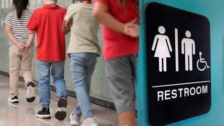 Dad sues after school allegedly won’t say if biological males can use daughter’s bathroom Dad sues after school allegedly won’t say if biological males can use daughter’s bathroom