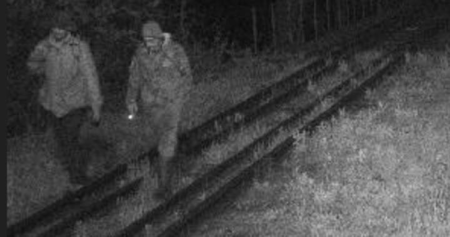 RCMP seeking 2 people after ‘suspicious activity’ at Canada-U.S. border RCMP seeking 2 people after ‘suspicious activity’ at Canada-U.S. border