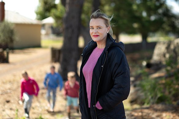 Mother Laura Alston says screens and social media have found her children even on their remote Victorian farm. 