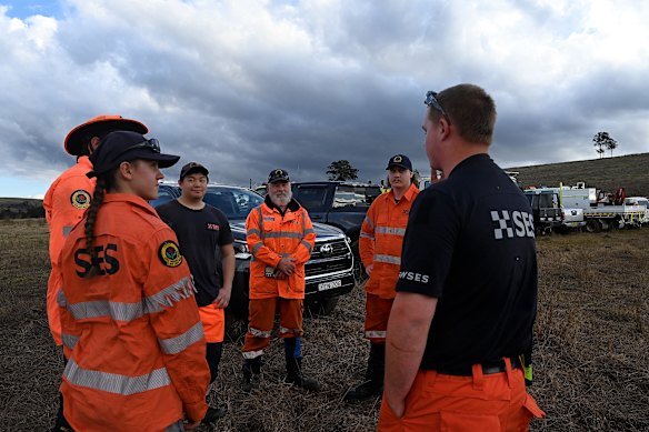 SES volunteers involved in the search for Lily Hooper.