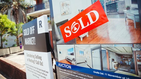 A 30-year surge in house prices may be coming to an end, according to Shane Oliver.