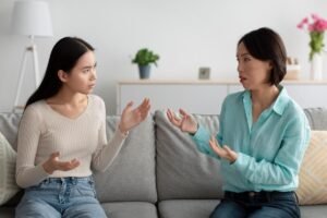Psychology researcher reveals what parents should do when cut off by adult children Psychology researcher reveals what parents should do when cut off by adult children