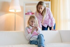 Most want kids under 16 banned from social media — but think parents should call the shots: poll