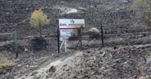 Highway through Summerland, B.C., reopened with limited hours, stopping restrictions Highway through Summerland, B.C., reopened with limited hours, stopping restrictions