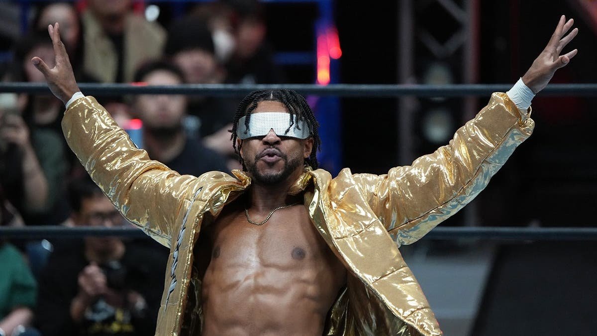 Kevin Knight entering the wrestling ring at National Yoyogi Gymnasium in Tokyo
