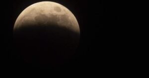 Partial lunar eclipse will be visible across parts of Canadian skies soon