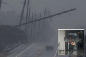 Hurricane Lala leaves thousands without power in Hawaii amid ‘life-threatening’ conditions Hurricane Lala leaves thousands without power in Hawaii amid ‘life-threatening’ conditions