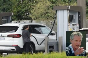 California gas prices spike for 11th day in a row — as drivers shell out at the pumps California gas prices spike for 11th day in a row — as drivers shell out at the pumps