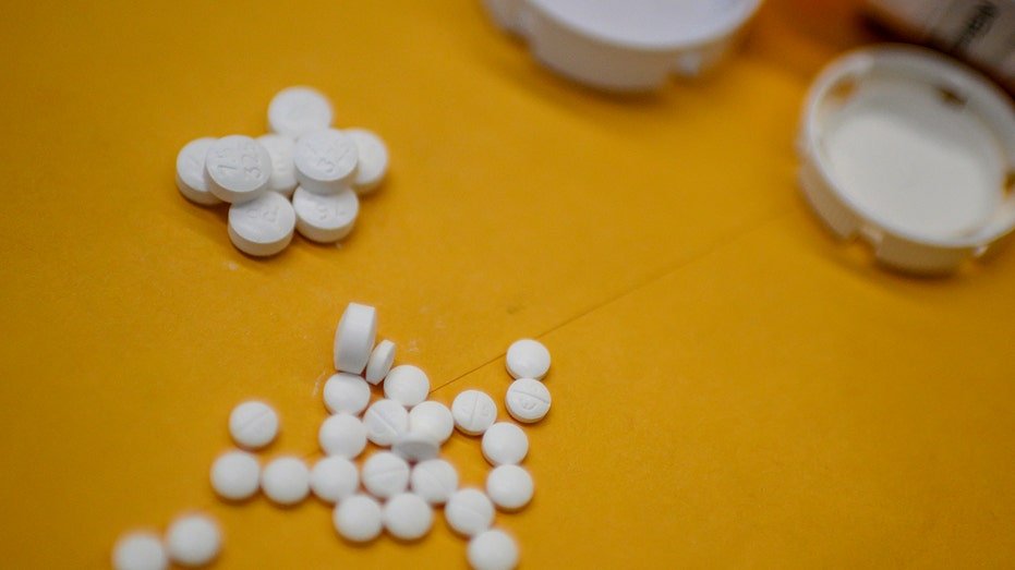Oxycodone tablets