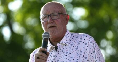 Petition to oust U.S. ambassador from Canada gains thousands of signatures