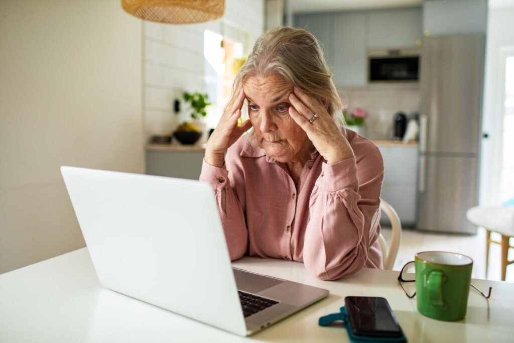 Dear Abby: My retired husband won’t stop bothering me while I’m working from home Dear Abby: My retired husband won’t stop bothering me while I’m working from home
