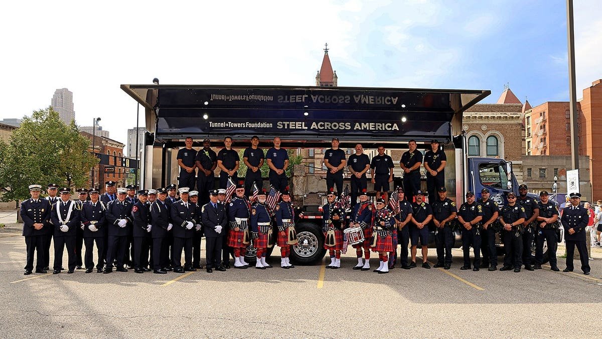 Group picture of Steel Across America tour in Cincinnati