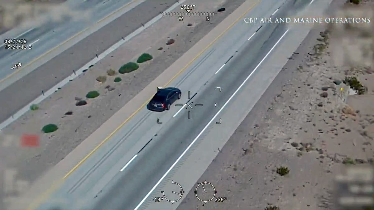 Authorities pursuing suspected human smugglers during car chase