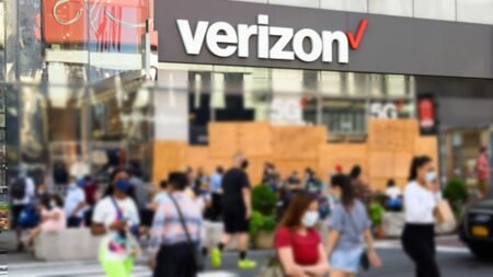 Verizon suffers outage in ‘some parts of the US’ with thousands of reports