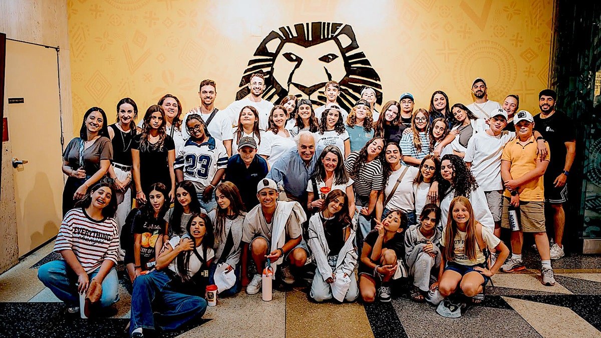 Israeli kids visit Lion King