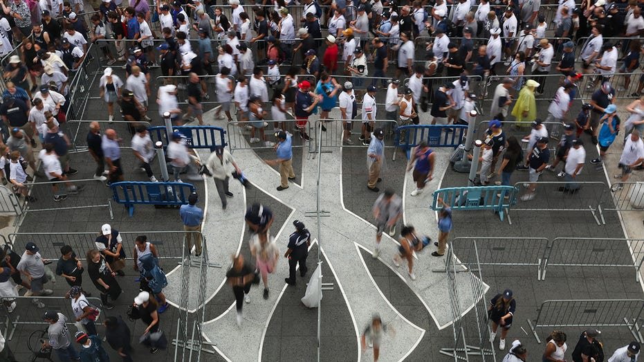 The crowd entering Yankee Stadium