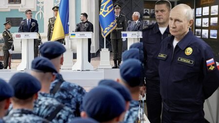 Putin ‘panicked’ as defiant Ukraine marks Independence Day under Russian bombardment