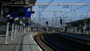 Suspected sabotage brings Dutch rail network to a standstill Suspected sabotage brings Dutch rail network to a standstill
