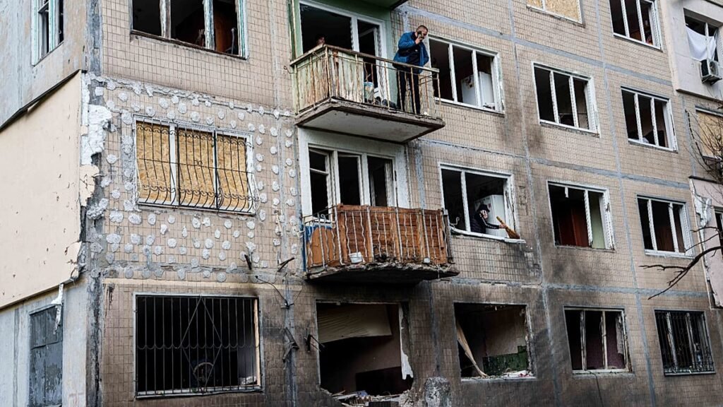 Russia and Ukraine trade strikes as Zelenskyy prepares to meet Trump