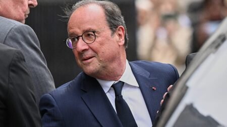 Former French President Hollande unveils plans ahead of 2027 election Former French President Hollande unveils plans ahead of 2027 election