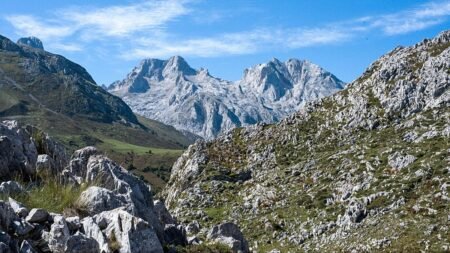 Residents a ‘core’ focus of Spain’s 2030 sustainable tourism strategy Residents a ‘core’ focus of Spain’s 2030 sustainable tourism strategy
