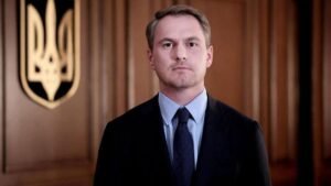 Ukraine’s prosecutor general suspended after leaving country Ukraine’s prosecutor general suspended after leaving country