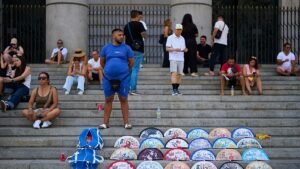 Spain breaks tourism record: 58.1 million visitors by July