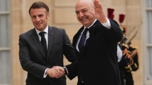 Macron to host Abdullah II, Aoun to discuss support for Lebanese army